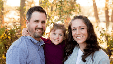 Matt Arensdorf and family. For Matt, a thoracic oncologist made all the difference when he was diagnosed with lung cancer.