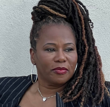 Headshot of Colette Smith