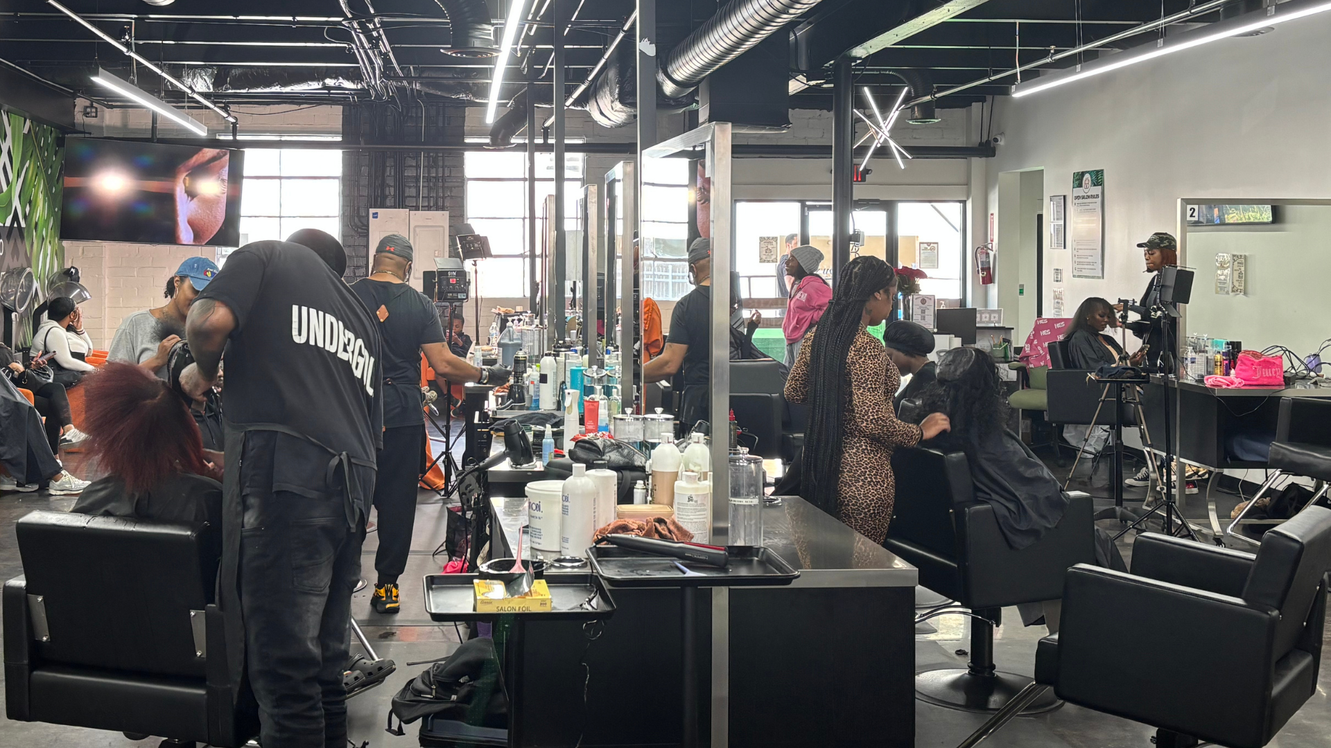 Midtown Beauty Bar in Atlanta